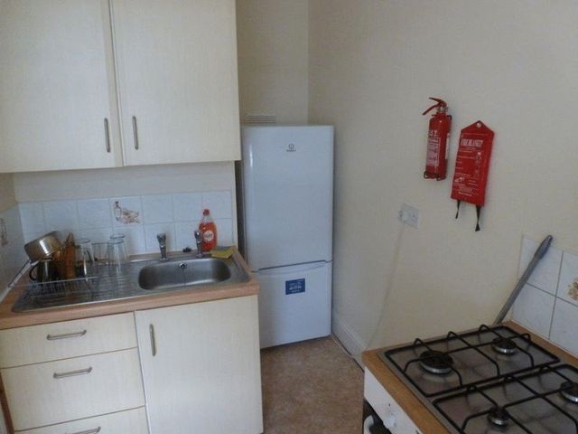  Image of 5 bedroom Flat to rent in Salters Road Gosforth Newcastle upon Tyne NE3 at Salters Road Array Gosforth, NE3 1DX