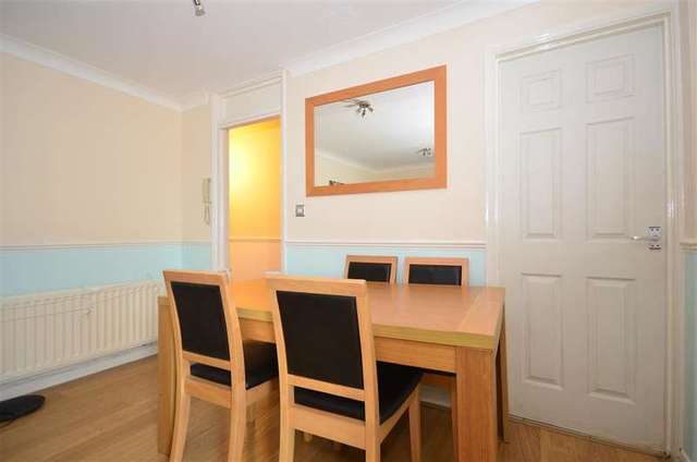  Image of 2 bedroom Ground Flat for sale in Sandgate High Street Sandgate Folkestone CT20 at Sandgate Folkestone Folkestone, CT20 3RP