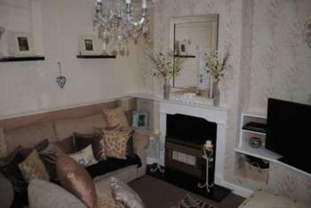  Image of 2 bedroom Terraced house for sale in Saunders Street Grimsby DN31 at Saunders Street  Grimsby, DN31 2HP
