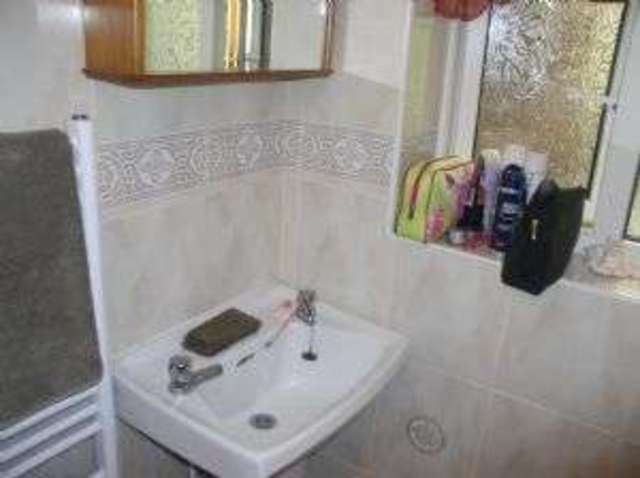  Image of 2 bedroom Property to rent in Killingworth Village Killingworth Newcastle upon Tyne NE12 at Killingworth Killingworth Village Killingworth Village, NE12 6BL