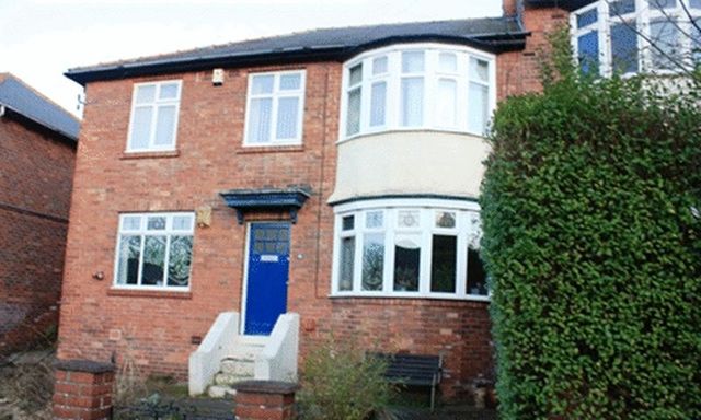  Image of 3 bedroom Flat to rent in Shaftesbury Grove Heaton Newcastle upon Tyne NE6 at Shaftesbury Grove Array Byker, NE6 5JA