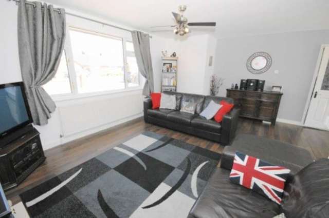  Image of 3 bedroom Bungalow for sale in Shaftesbury Road West Moors Ferndown BH22 at West Moors  West Moors, BH22 0DY