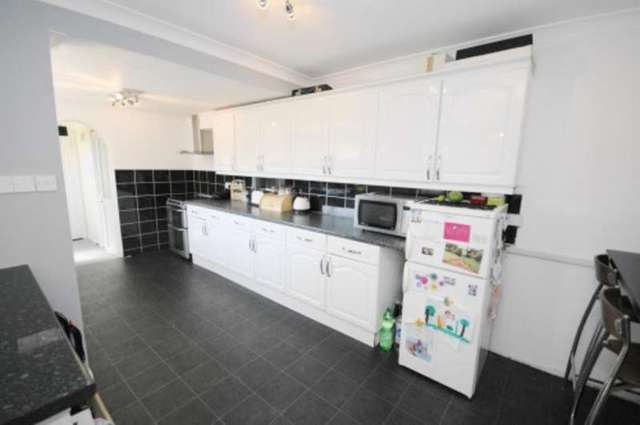  Image of 3 bedroom Bungalow for sale in Shaftesbury Road West Moors Ferndown BH22 at West Moors  West Moors, BH22 0DY