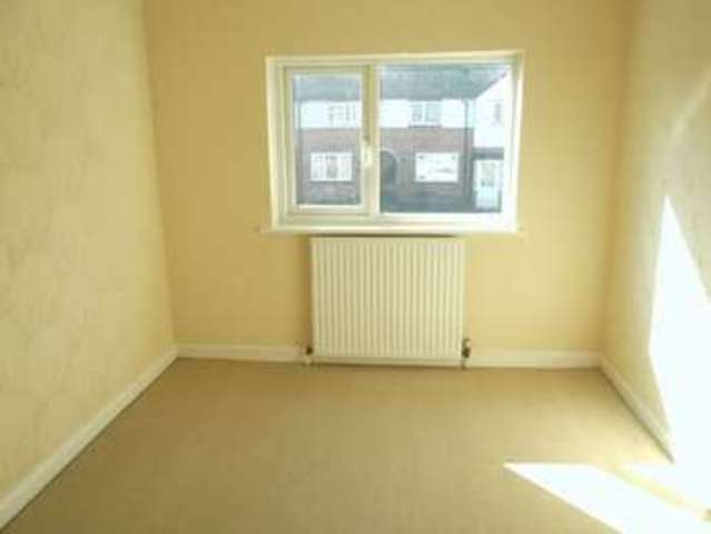  Image of 3 bedroom Terraced house for sale in Sheldon Avenue Wednesbury WS10 at Sheldon Avenue  Wednesbury, WS10 9DU