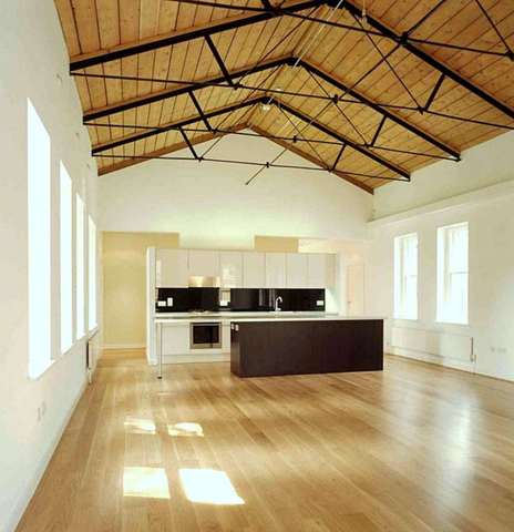  Image of 3 bedroom Cottage to rent in Shooters Hill Road London SE18 at Shooters Hill Road Blackheath London, SE18 4LP