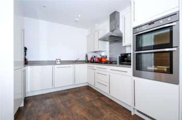  Image of 5 bedroom Semi-Detached house for sale in Shoppenhangers Road Maidenhead SL6 at Maidenhead Berkshire Maidenhead, SL6 2QA