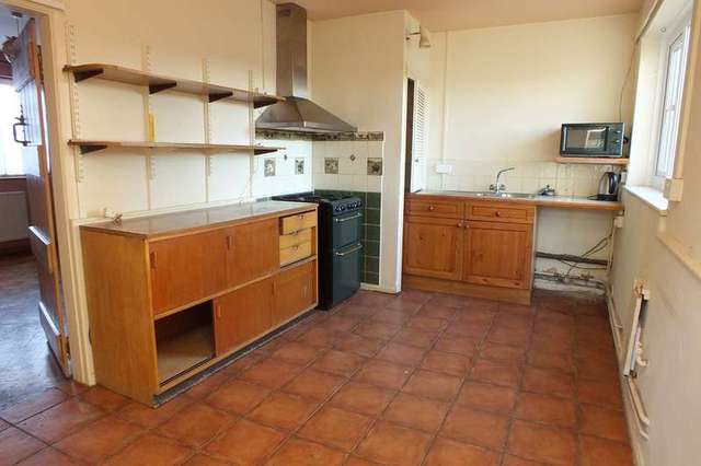  Image of 3 bedroom End of Terrace for sale in Ashton Road Siddington Cirencester GL7 at Siddington Siddington, GL7 6HB