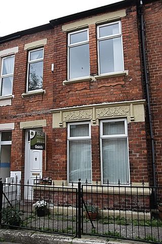  Image of 4 bedroom Detached house to rent in Sidney Grove Newcastle upon Tyne NE4 at Sidney Grove Array Blakelaw, NE4 5PD