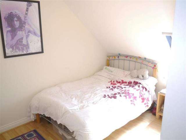  Image of 1 bedroom Apartment for sale in Snuff Street Devizes SN10 at Snuff Street  DEVIZES, SN10 1FG
