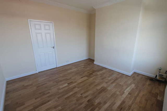  Image of 2 bedroom End of Terrace to rent in Snydale Road Cudworth Barnsley S72 at Cudworth Barnsley Cudworth, S72 8LG