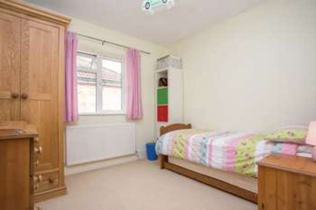  Image of 4 bedroom Detached house for sale in Southbourne Avenue Emsworth PO10 at Southbourne Avenue  Emsworth, PO10 8BB
