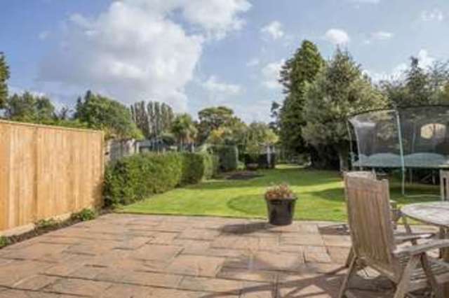  Image of 4 bedroom Detached house for sale in Southbourne Avenue Emsworth PO10 at Southbourne Avenue  Emsworth, PO10 8BB