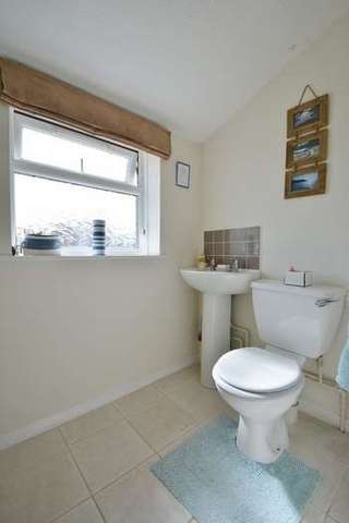  Image of 3 bedroom Semi-Detached house for sale in Southern Road Thame OX9 at Southern Road  Thame, OX9 2DZ