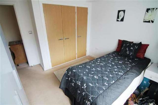 Image of 2 bedroom Apartment for sale in Claremount Road Boothtown Halifax HX3 at Northowram, HX3 6NZ