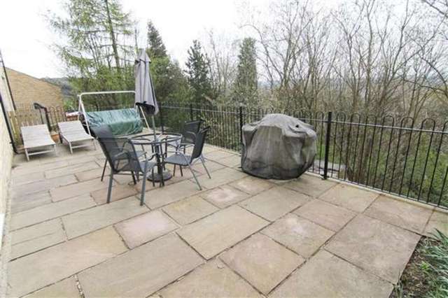  Image of 2 bedroom Apartment for sale in Claremount Road Boothtown Halifax HX3 at Northowram, HX3 6NZ