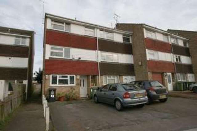  Image of 4 bedroom Detached house for sale in St. Agnells Lane Hemel Hempstead HP2 at St Agnells Lane Grovehill Hemel Hempstead, HP2 6EG