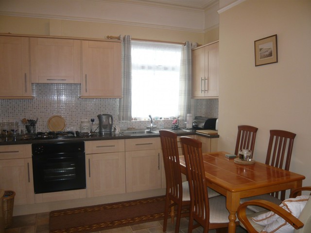 Image of 1 bedroom Flat to rent in St. Andrews Road Brighton BN1 at Ground floor flat  Brighton, BN1 6EN