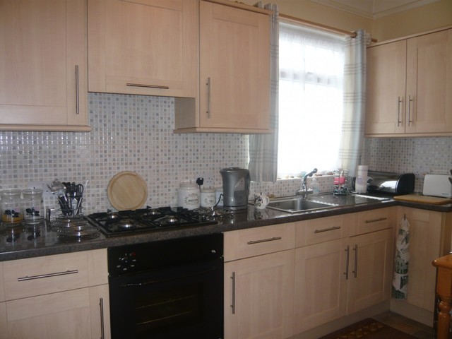  Image of 1 bedroom Flat to rent in St. Andrews Road Brighton BN1 at Ground floor flat  Brighton, BN1 6EN