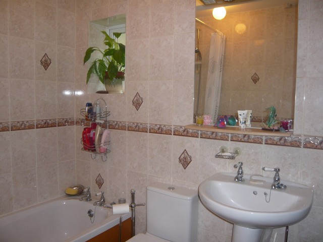  Image of 1 bedroom Flat to rent in St. Andrews Road Brighton BN1 at Ground floor flat  Brighton, BN1 6EN