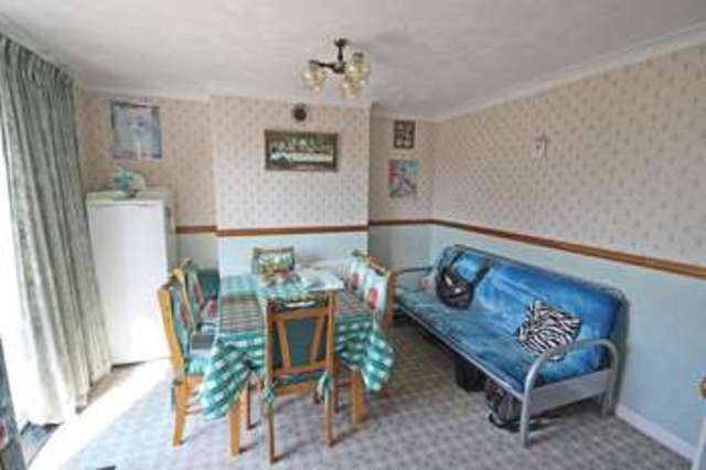  Image of 3 bedroom Semi-Detached house for sale in Norfolk Road Luton LU2 at Norfolk Road  Luton, LU2 0RE