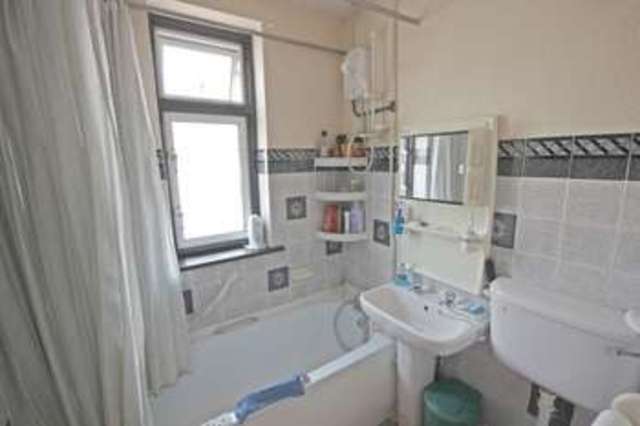  Image of 3 bedroom Semi-Detached house for sale in Norfolk Road Luton LU2 at Norfolk Road  Luton, LU2 0RE