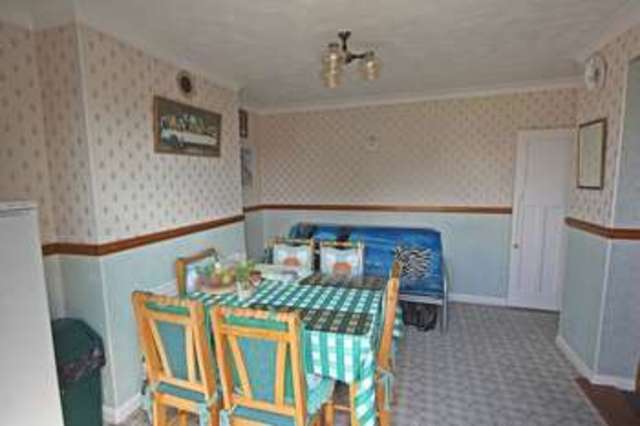  Image of 3 bedroom Semi-Detached house for sale in Norfolk Road Luton LU2 at Norfolk Road  Luton, LU2 0RE