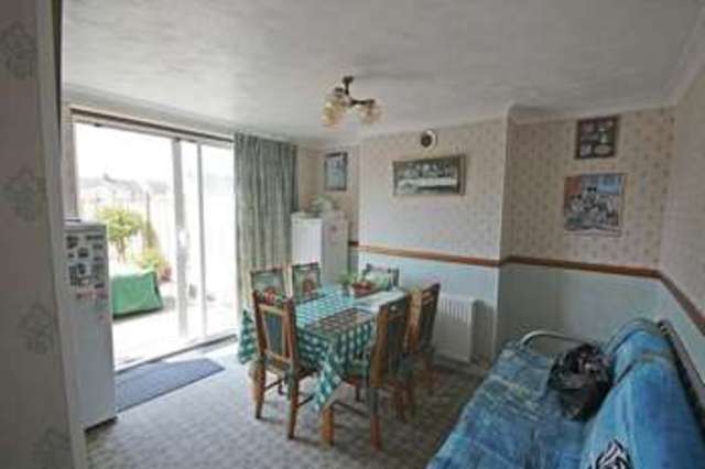  Image of 3 bedroom Semi-Detached house for sale in Norfolk Road Luton LU2 at Norfolk Road  Luton, LU2 0RE