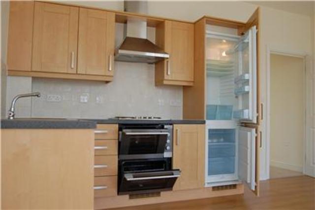  Image of 2 bedroom Flat to rent in James Walk Bexhill-on-Sea TN40 at East Sussex, TN40 2LG