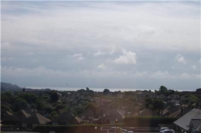  Image of 2 bedroom Flat to rent in James Walk Bexhill-on-Sea TN40 at East Sussex, TN40 2LG
