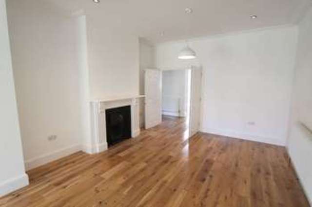  Image of 5 bedroom Semi-Detached house for sale in St. James Road Shirley Southampton SO15 at St. James Road  Southampton, SO15 5FG