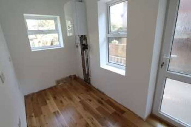  Image of 5 bedroom Semi-Detached house for sale in St. James Road Shirley Southampton SO15 at St. James Road  Southampton, SO15 5FG