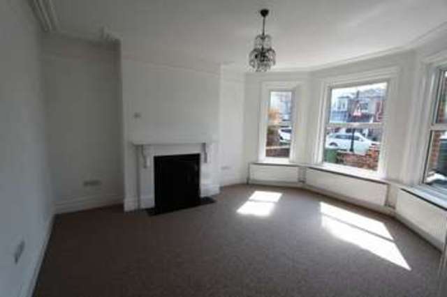  Image of 5 bedroom Semi-Detached house for sale in St. James Road Shirley Southampton SO15 at St. James Road  Southampton, SO15 5FG