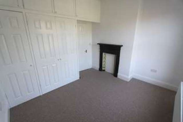  Image of 5 bedroom Semi-Detached house for sale in St. James Road Shirley Southampton SO15 at St. James Road  Southampton, SO15 5FG