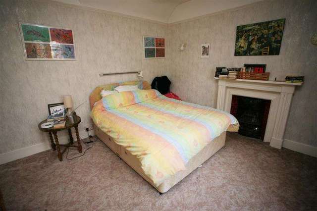  Image of 5 bedroom Detached house for sale in St. Josephs Place Devizes SN10 at DEVIZES SN10 DEVIZES, SN10 1DD