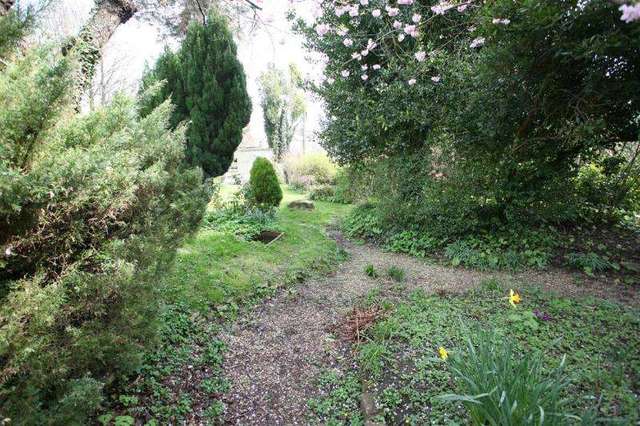  Image of 5 bedroom Detached house for sale in St. Josephs Place Devizes SN10 at DEVIZES SN10 DEVIZES, SN10 1DD