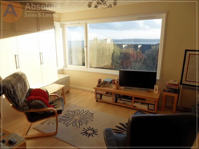  Image of 1 bedroom Apartment to rent in St. Lukes Road South Torquay TQ2 at St Lukes Road South Array Torquay, TQ2 5YQ