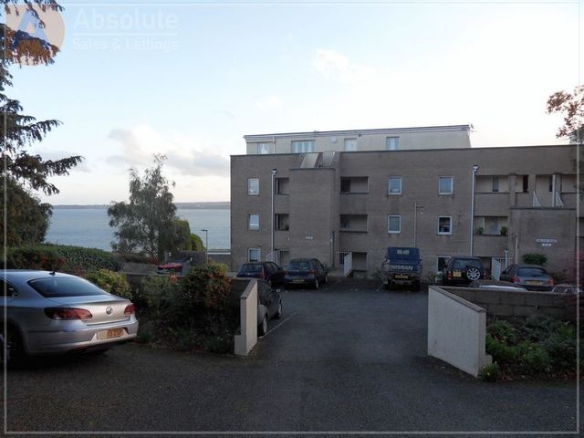  Image of 1 bedroom Apartment to rent in St. Lukes Road South Torquay TQ2 at St Lukes Road South Array Torquay, TQ2 5YQ