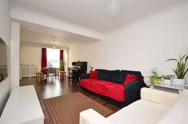  Image of 5 bedroom Semi-Detached house for sale in St. Marys Road Faversham ME13 at Faversham Kent Faversham, ME13 8EH