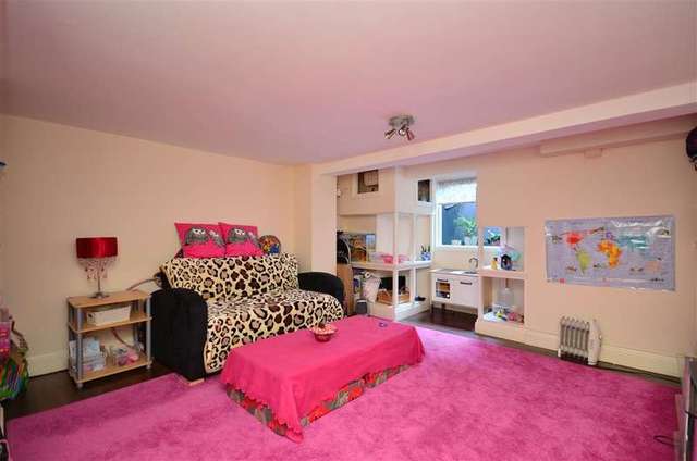  Image of 5 bedroom Semi-Detached house for sale in St. Marys Road Faversham ME13 at Faversham Kent Faversham, ME13 8EH