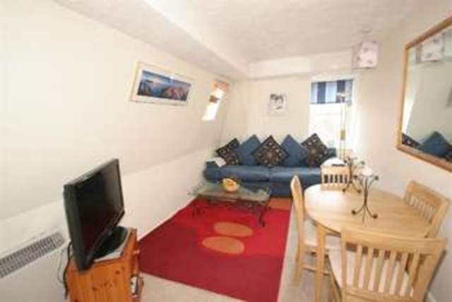 Image of 1 bedroom Property for sale in St. Marys Road Shoreham-by-Sea BN43 at St Marys Road Shoreham By Sea Shoreham By Sea, BN43 5ZA