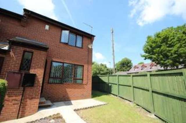  Image of 2 bedroom Semi-Detached house to rent in St. Matthias Street Burley Leeds LS4 at St Matthias Terrace  Leeds, LS4 2DZ