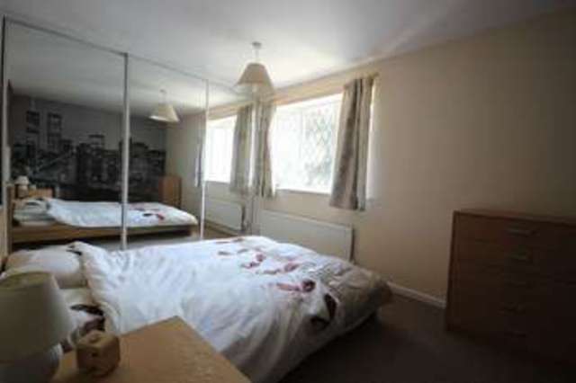  Image of 2 bedroom Semi-Detached house to rent in St. Matthias Street Burley Leeds LS4 at St Matthias Terrace  Leeds, LS4 2DZ