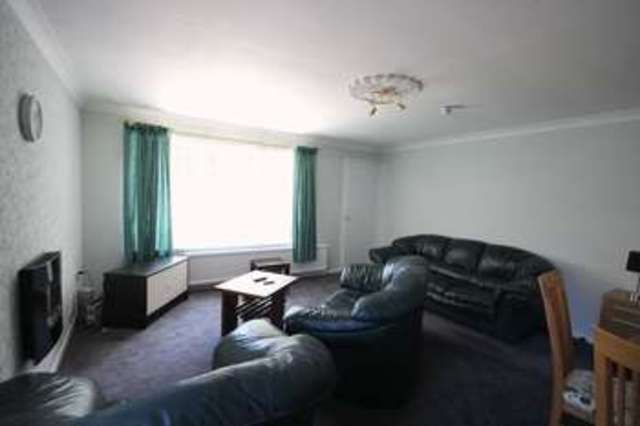  Image of 2 bedroom Semi-Detached house to rent in St. Matthias Street Burley Leeds LS4 at St Matthias Terrace  Leeds, LS4 2DZ