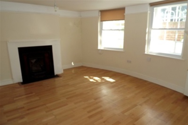  Image of 1 bedroom Flat to rent in St. Peters Place Brighton BN1 at Brighton, BN1 4SA