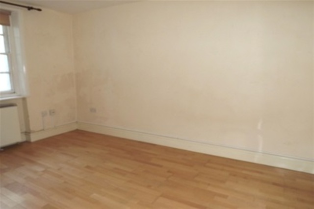  Image of 1 bedroom Flat to rent in St. Peters Place Brighton BN1 at Brighton, BN1 4SA