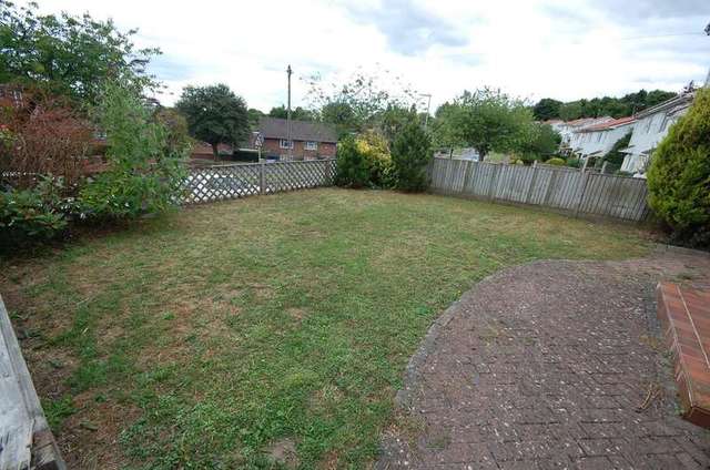  Image of 4 bedroom Detached house to rent in Walpole Road Winchester SO22 at Stanmore  Winchester, SO22 4ER