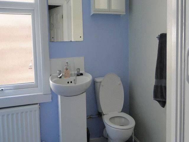 Image of 6 bedroom Detached house to rent in Stannington Avenue Heaton Newcastle upon Tyne NE6 at Stannington Avenue Array Byker, NE6 5AA