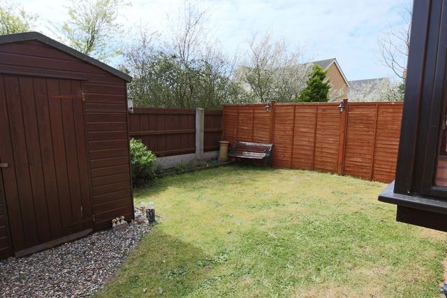  Image of 1 bedroom Detached house for sale in Staplehurst Close Carlton Colville Lowestoft NR33 at Staplehurst Close Carlton Colville Lowestoft, NR33 8RG