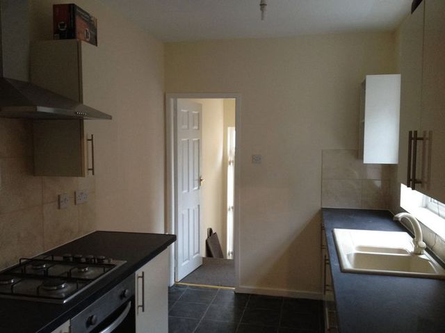  Image of 3 bedroom Flat to rent in Station Road Gosforth Newcastle upon Tyne NE3 at Station Road Gosforth Gosforth, NE3 1QD