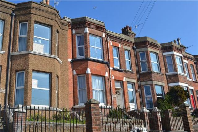  Image of 1 bedroom Flat for sale in Stonefield Road Hastings TN34 at East Sussex, TN34 1QE